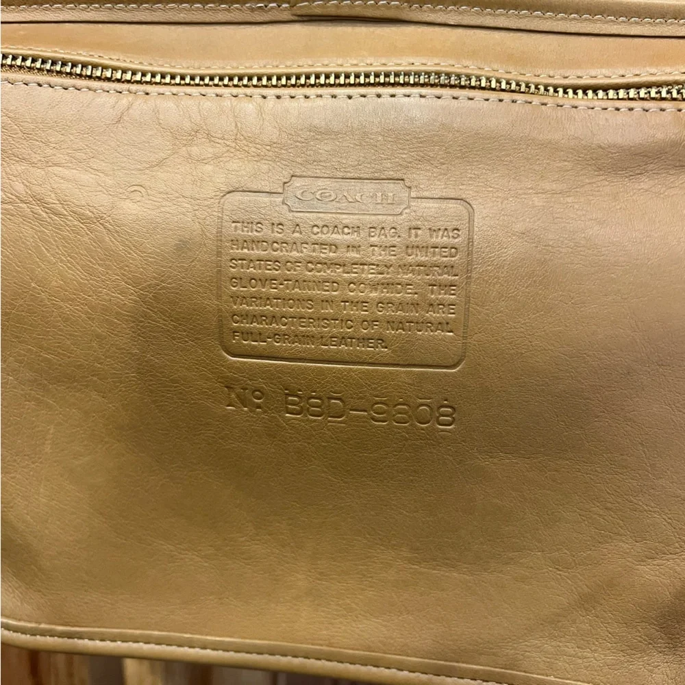 Vintage Coach 9808 Equestrian Flap Shopper Shoulder Bag in Toffee Tan Brown